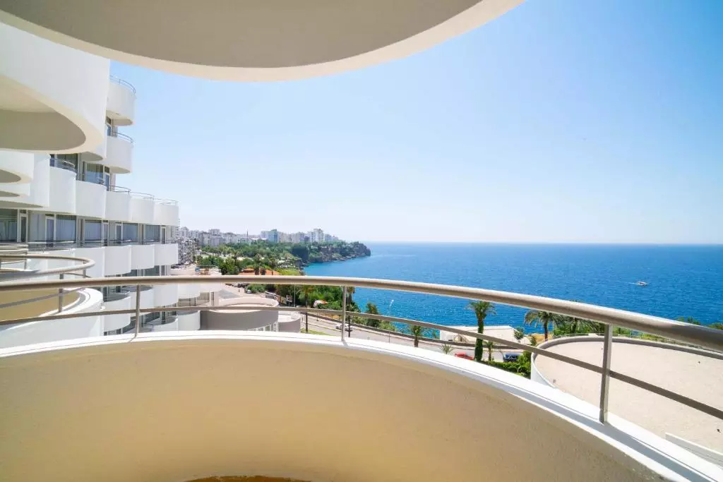 تراس هتل سندر آنتالیا